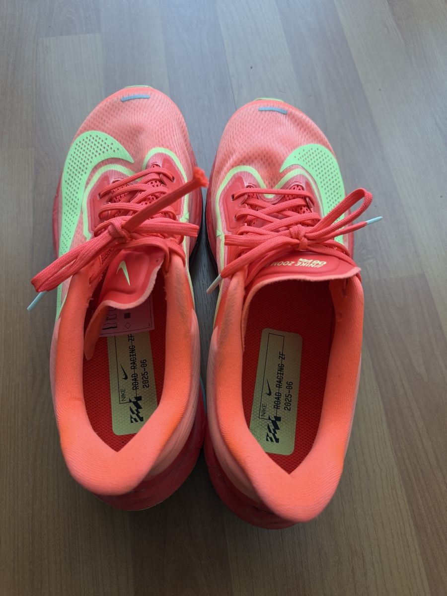 Nike Herrenschuhe: Nike Zoom Fly – Gebraucht aus Basel von Move17 3
